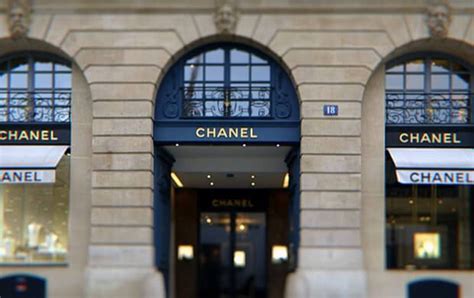 Travailler chez Chanel : avis récents sur Chanel 